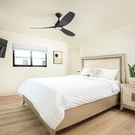 Black Vanilla - Stylish Symphony 3Miles Downtown North North Naples Exteriér fotografie